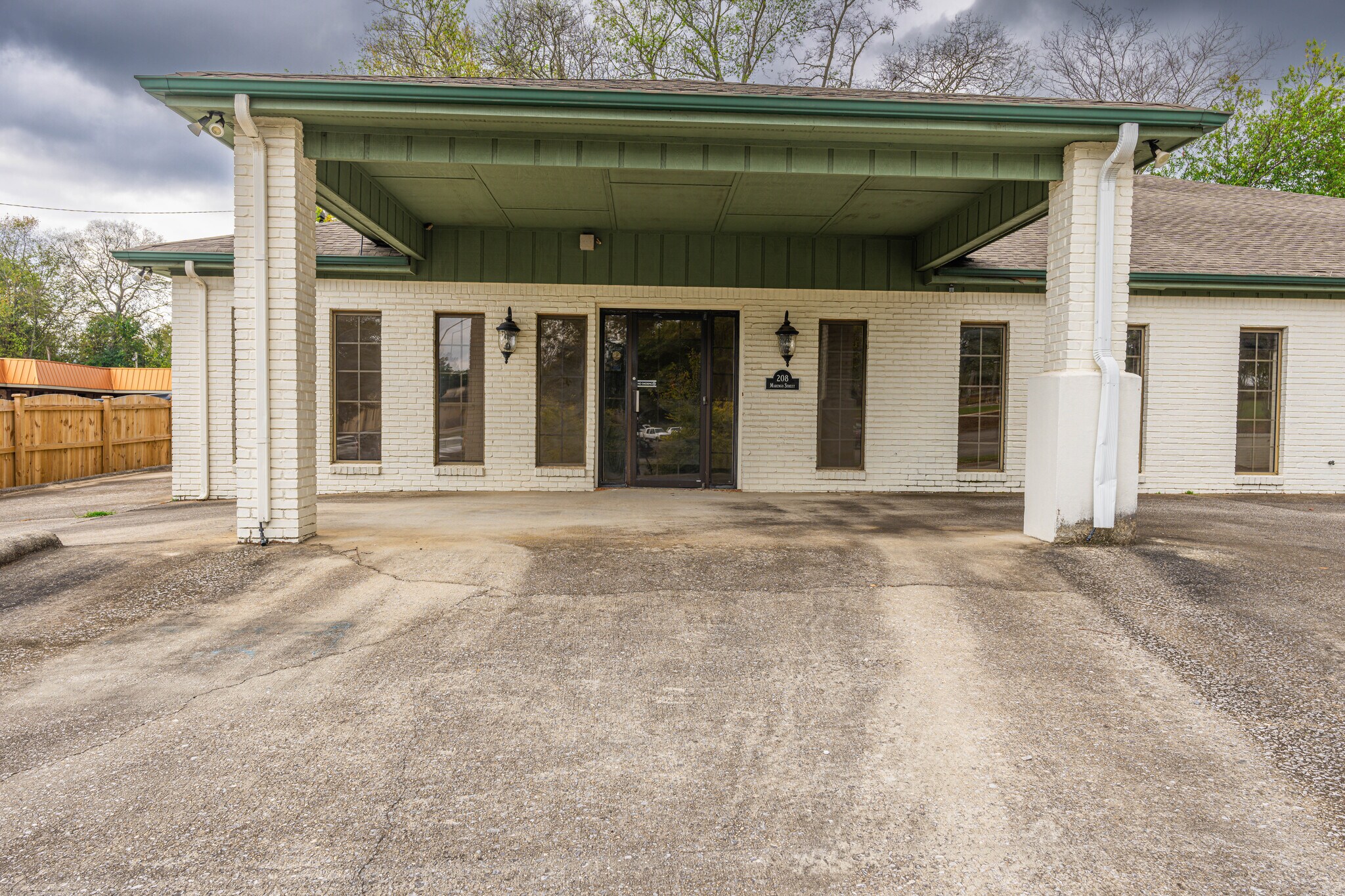 208 Marengo St, Florence, AL à louer Photo du bâtiment- Image 1 de 32