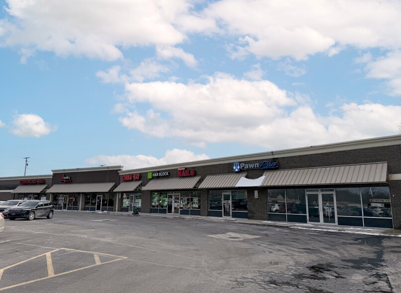 466-512 N Abbe Rd, Elyria, OH à louer - Photo du bâtiment - Image 2 de 6