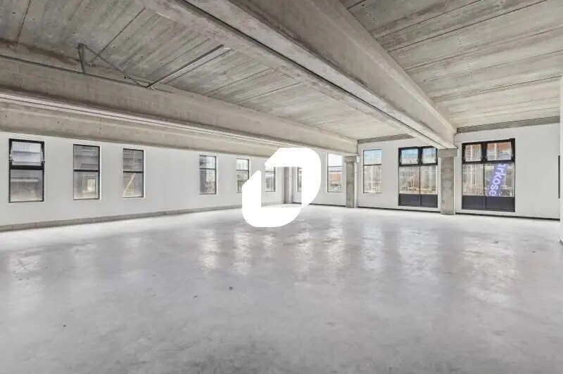 97 Rue Martha Desrumaux, Nanterre for lease - Building Photo - Image 3 of 40