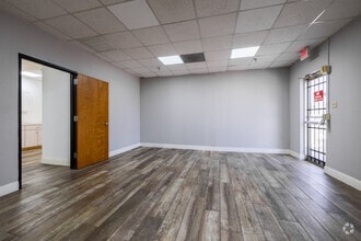 6855 Wynnwood Ln, Houston, TX à louer Photo intérieure- Image 1 de 8