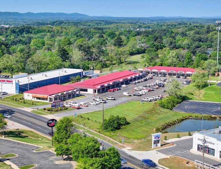 Central Ave Portfolio portfolio of 2 properties for sale on LoopNet.ca - Building Photo - Image 2 of 33