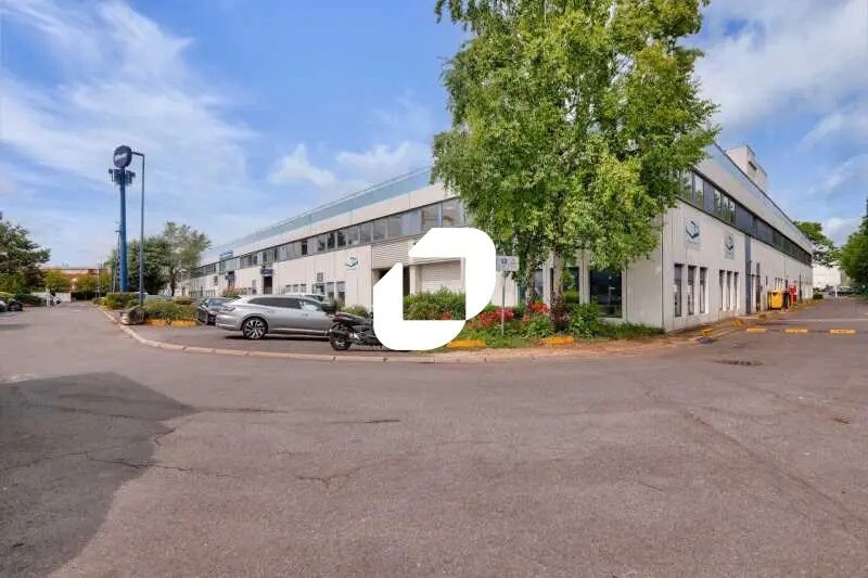 Office in Aulnay-sous-Bois for lease - Building Photo - Image 3 of 17