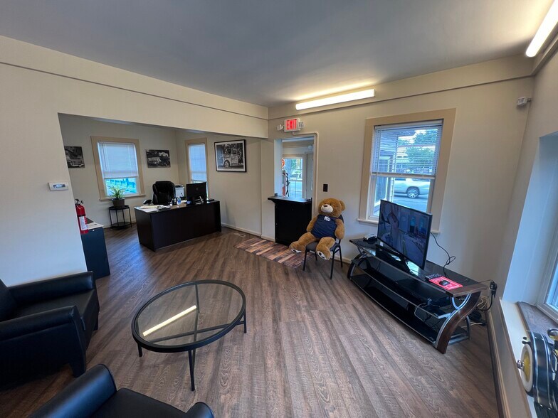 2517 Mountain Rd, Pasadena, MD à louer - Photo intérieure - Image 2 de 13