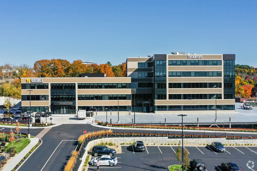 21 Apex Dr, Marlborough, MA for lease - Building Photo - Image 3 of 12