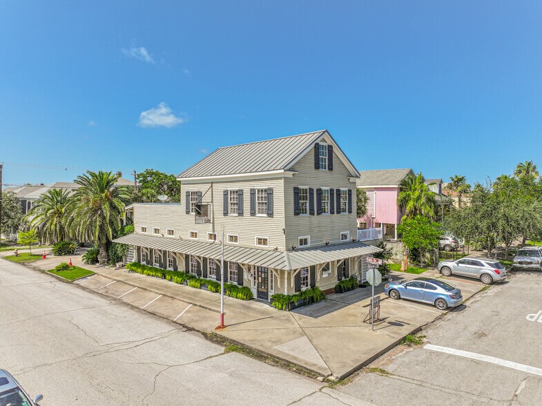 628 14th St, Galveston, TX à vendre - Photo du bâtiment - Image 3 de 11