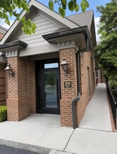 300-304 Montvue Rd, Knoxville, TN for lease Interior Photo- Image 2 of 10