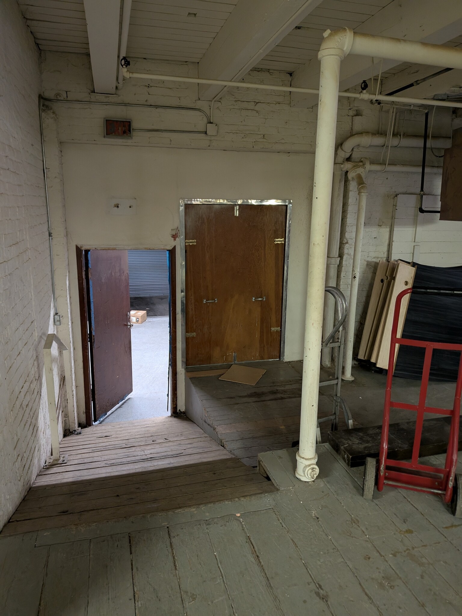 346 N Justine St, Chicago, IL for lease Building Photo- Image 1 of 4