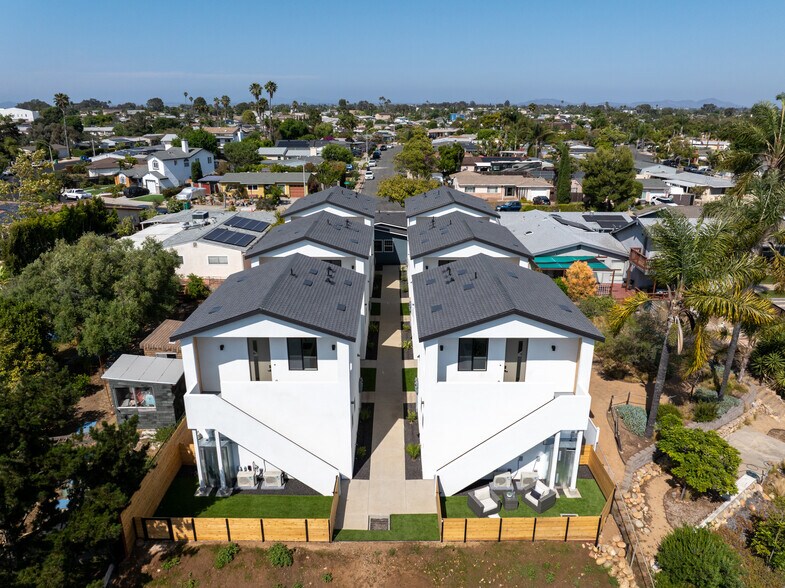 4578 Jicarillo Ave, San Diego, CA à vendre - Photo du bâtiment - Image 2 de 41