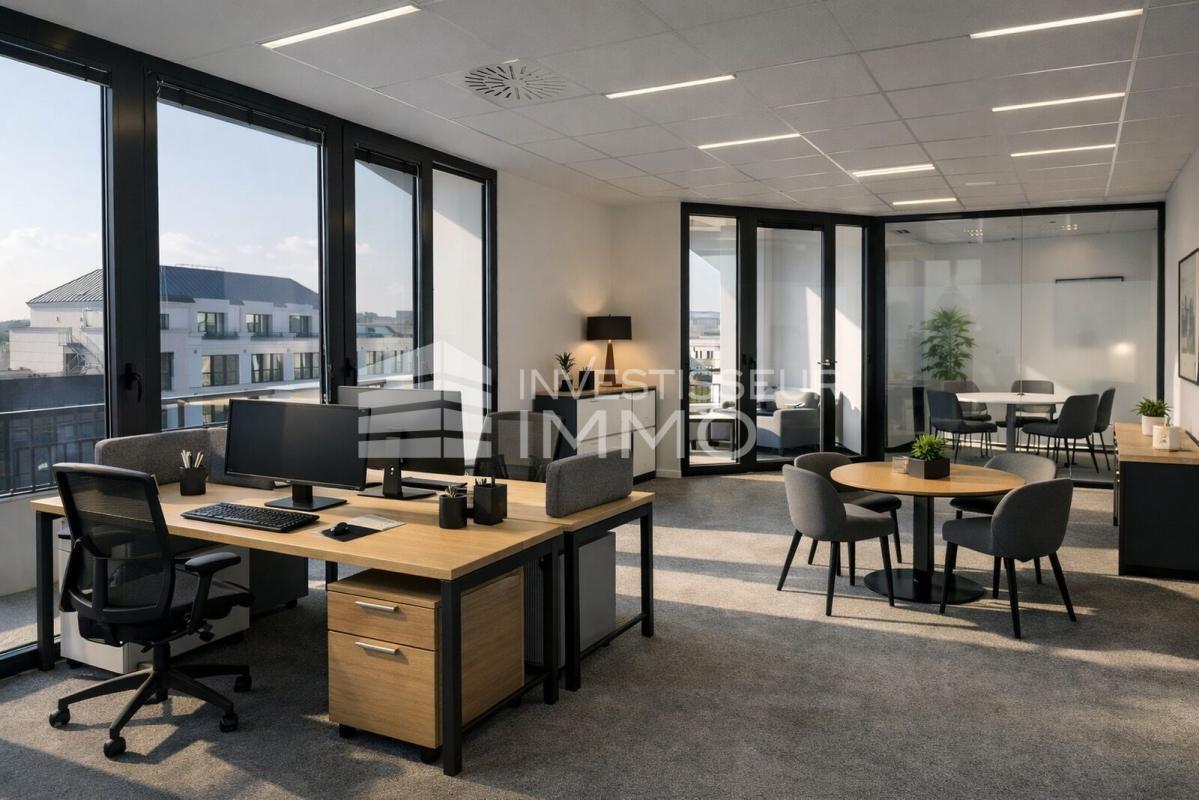 Office in Chelles for lease Interior Photo- Image 1 of 4