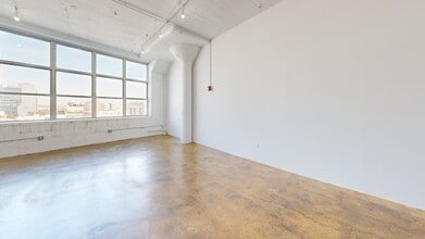 37-18 Northern Blvd, Long Island City, NY for lease Matterport 3D Scan- Image 1 of 6