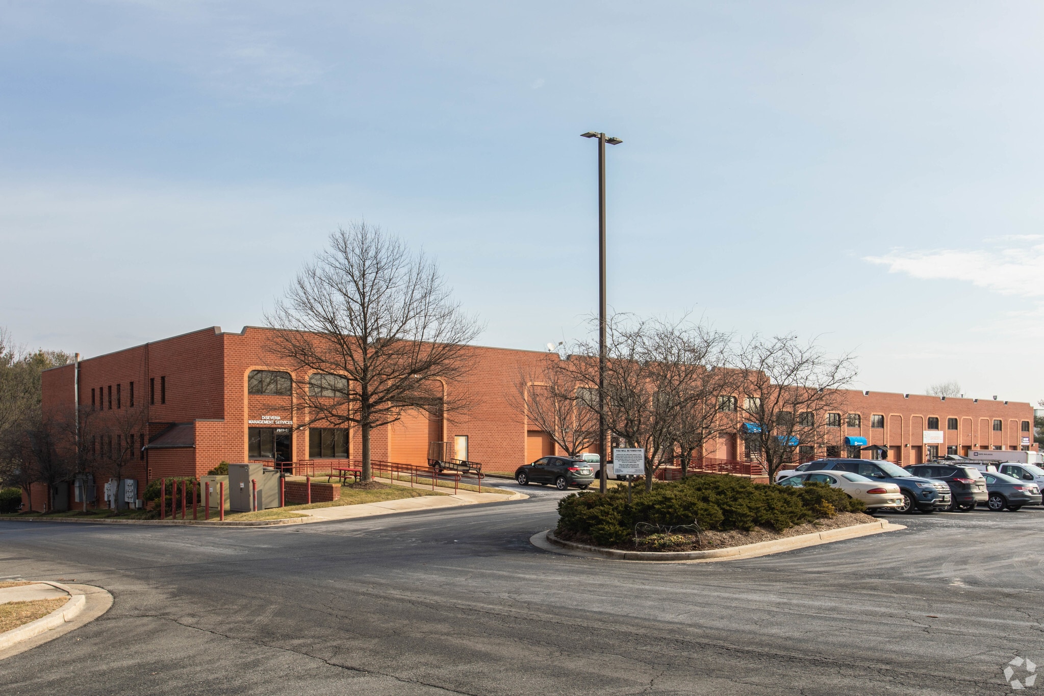 7611-7615 Rickenbacker Dr, Gaithersburg, MD for lease Primary Photo- Image 1 of 38