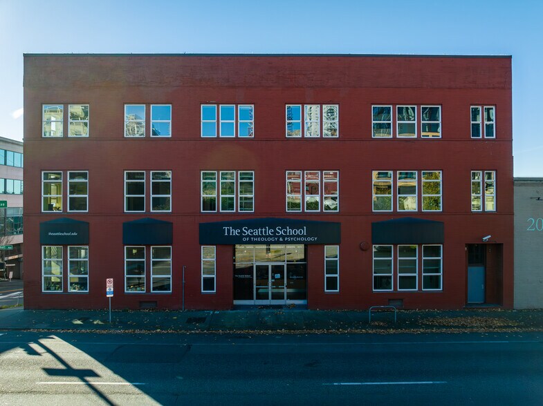 2501 Elliott Ave, Seattle, WA à louer - Photo du bâtiment - Image 3 de 7