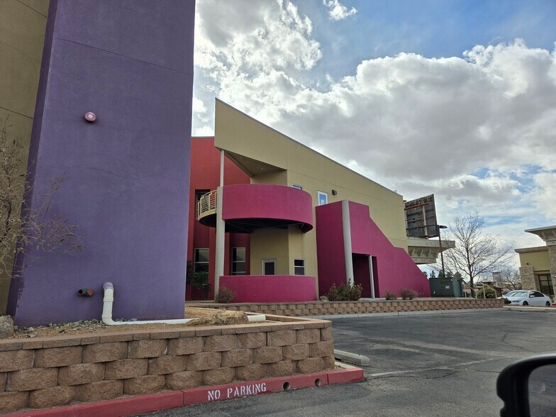 4110 Cutler Ave NE, Albuquerque, NM à vendre - Photo du bâtiment - Image 3 de 25
