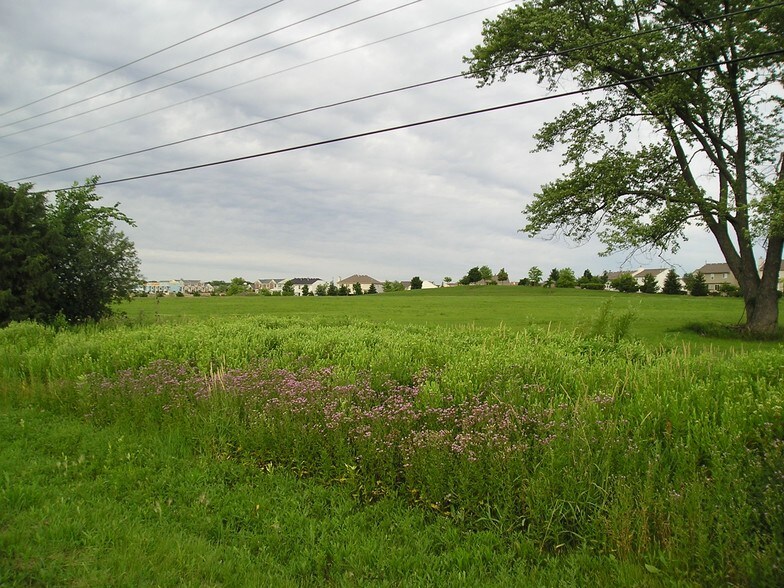 Route 45 & Sand Lake Rd, Lindenhurst, IL for sale - Other - Image 2 of 4