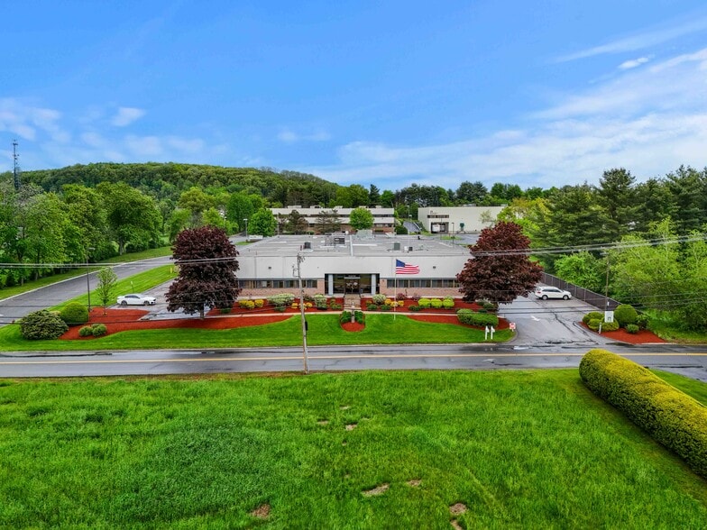63 Neck Rd, Haverhill, MA for sale - Building Photo - Image 3 of 37