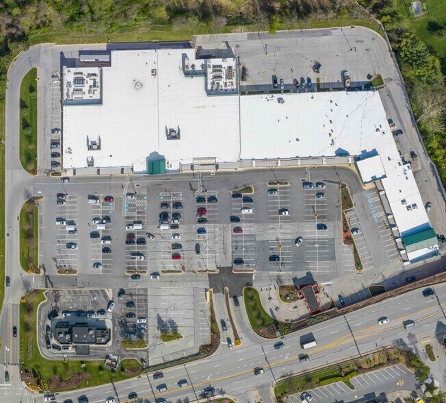 11301-11399 York Rd, Hunt Valley, MD for lease - Aerial - Image 2 of 7