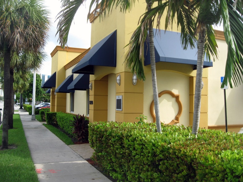 1222 S Andrews Ave, Fort Lauderdale, FL à vendre - Photo du bâtiment - Image 2 de 19