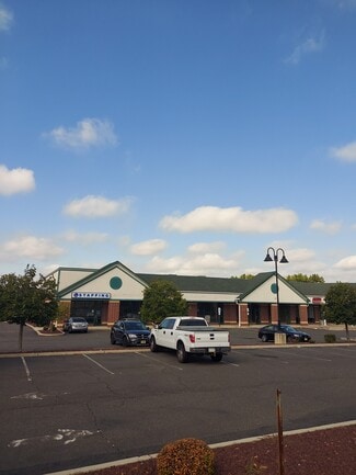 Plus de détails pour 2043 Route 130, Florence, NJ - Commerce de détail à louer