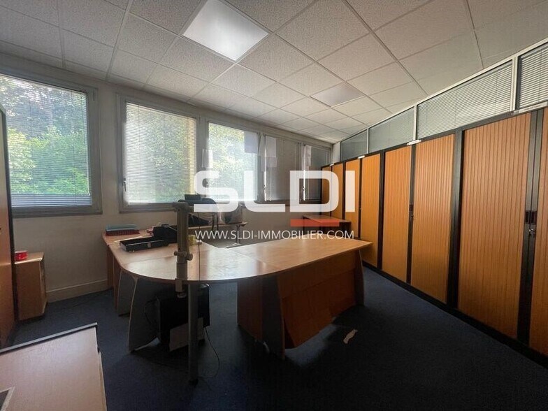 Bureau dans Écully à louer - Photo intérieure - Image 3 de 7