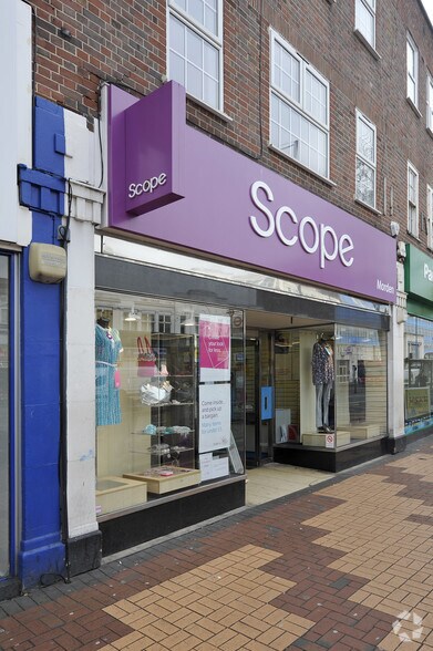 39 London Rd, Morden for lease - Building Photo - Image 3 of 3