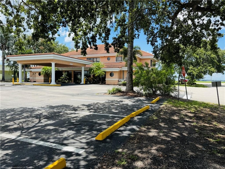 2237 US Highway 27 S, Sebring, FL à vendre - Photo du bâtiment - Image 2 de 53