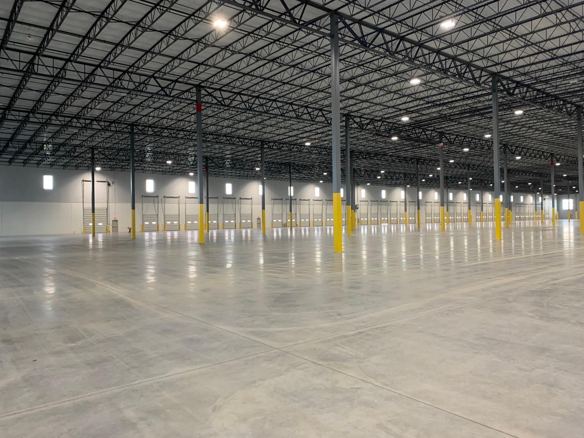 2345 Newlins Mill Rd, Palmer Township, PA for lease Interior Photo- Image 1 of 4