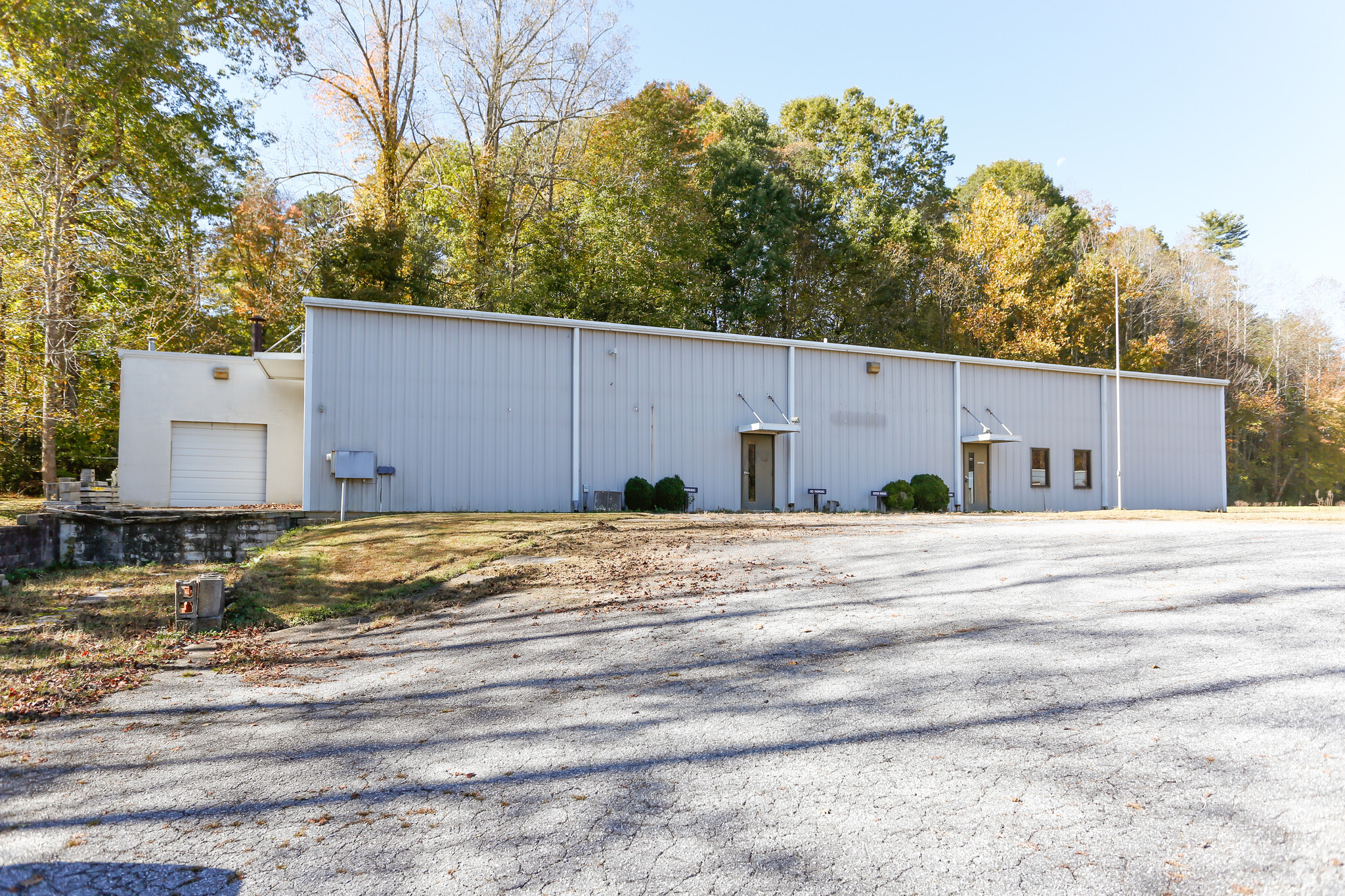 103 Industrial Ct, Lenoir, NC à vendre Photo principale- Image 1 de 1