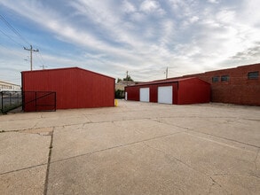 1704 NW 6th St, Oklahoma City, OK for lease Interior Photo- Image 1 of 5