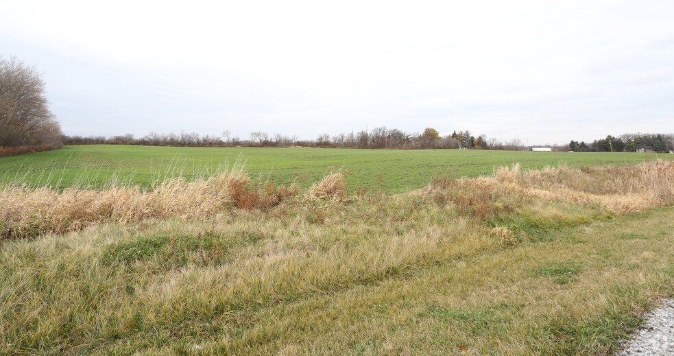 120th Ave, Kenosha, WI à vendre - Photo du bâtiment - Image 2 de 2