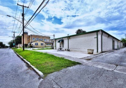 120 N Mesquite St, San Antonio, TX à louer - Photo du bâtiment - Image 3 de 10