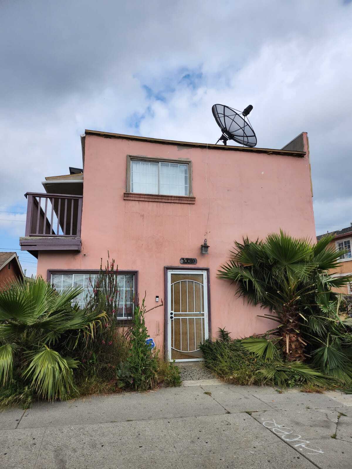 10010 S San Pedro St, Los Angeles, CA for sale Primary Photo- Image 1 of 1