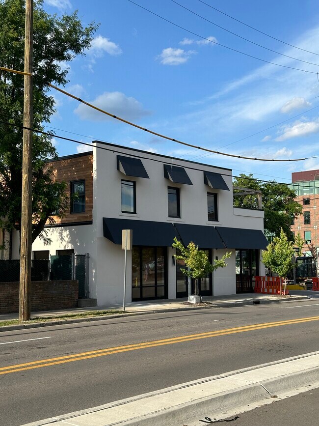 Plus de détails pour 109-113 Catherine St, Ann Arbor, MI - Commerce de détail à louer