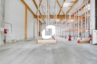 Bureau dans Gonesse à louer Photo intérieure- Image 1 de 15