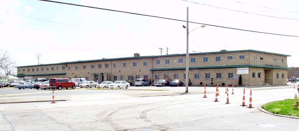 5500 Ridge Rd, Parma, OH à vendre - Autre - Image 2 de 4