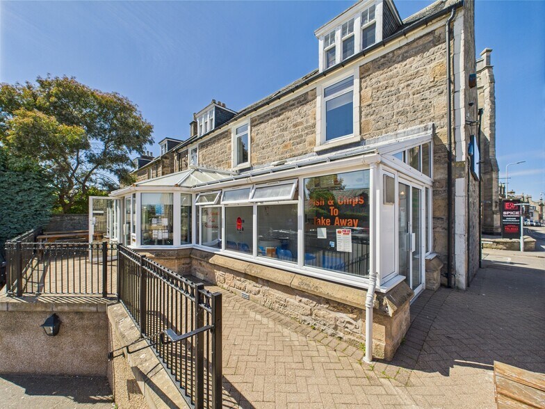 11 Moss St, Elgin à vendre - Photo du bâtiment - Image 2 de 7