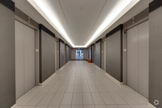 111 E Wacker Dr, Chicago, IL for lease Interior Photo- Image 2 of 9