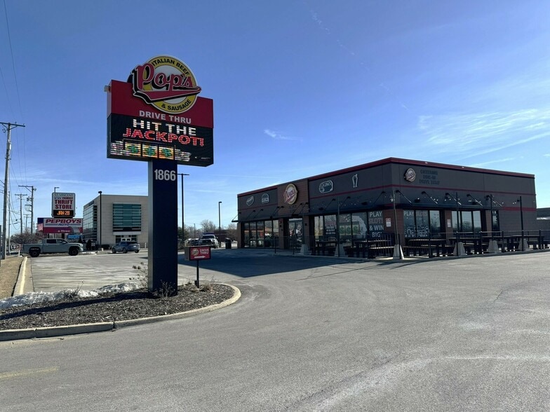 1866 W Jefferson Ave, Joliet, IL for lease - Building Photo - Image 3 of 7