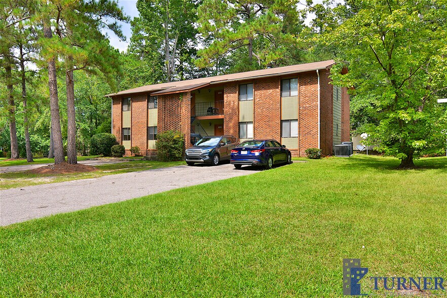 1682 Horseshoe Dr, Columbia, SC à vendre - Photo du bâtiment - Image 2 de 11