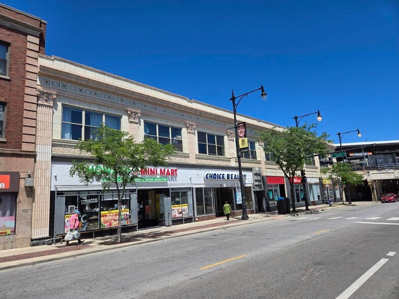 309-323 Howard St, Evanston, IL for lease - Building Photo - Image 1 of 9