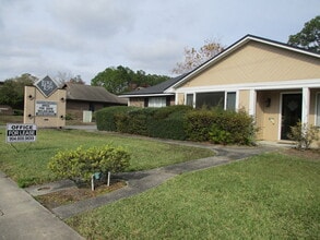 1405 Kingsley Ave, Orange Park, FL for lease Building Photo- Image 2 of 5