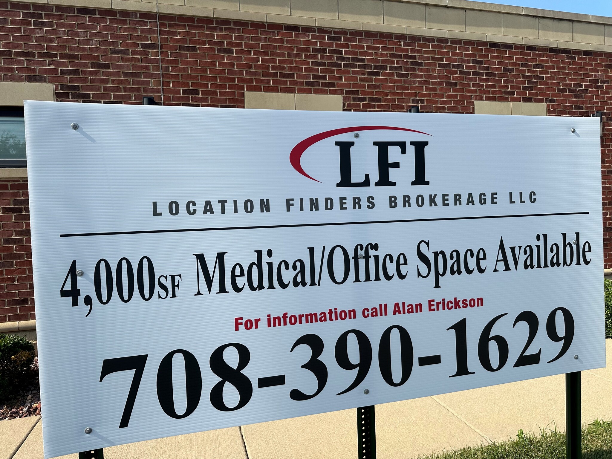 5630 111th St, Chicago Ridge, IL for lease Interior Photo- Image 1 of 11