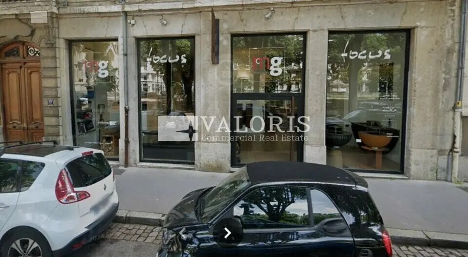 Retail in Lyon for lease - Building Photo - Image 3 of 7