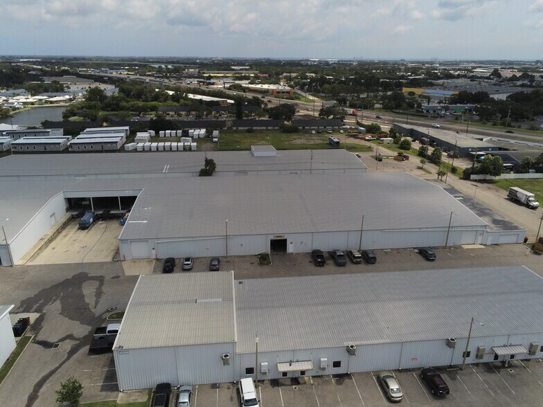 10284 US Highway 19 N, Pinellas Park, FL à louer - Photo du bâtiment - Image 2 de 5