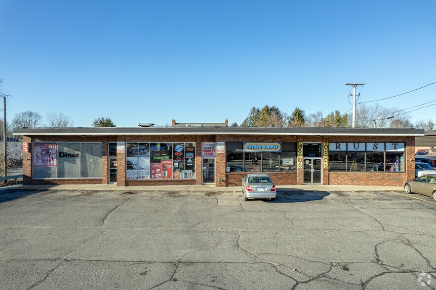 121 E Main St, Webster, MA à louer - Photo du bâtiment - Image 2 de 9
