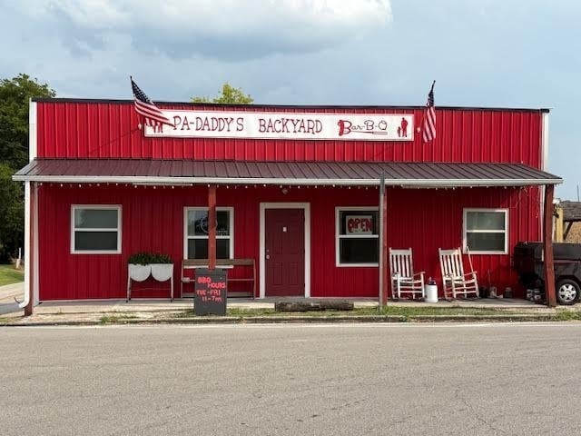 5112 S Jackson Hwy, Horse Cave, KY for lease Building Photo- Image 1 of 4