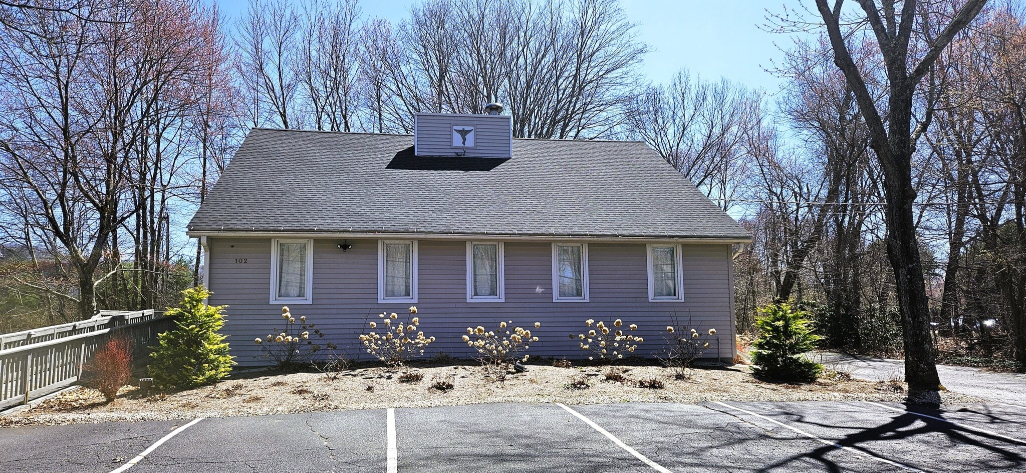 102 Hopmeadow St, Weatogue, CT for sale Primary Photo- Image 1 of 9