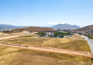 Plus de détails pour McCall Blvd, Menifee, CA - Terrain à louer