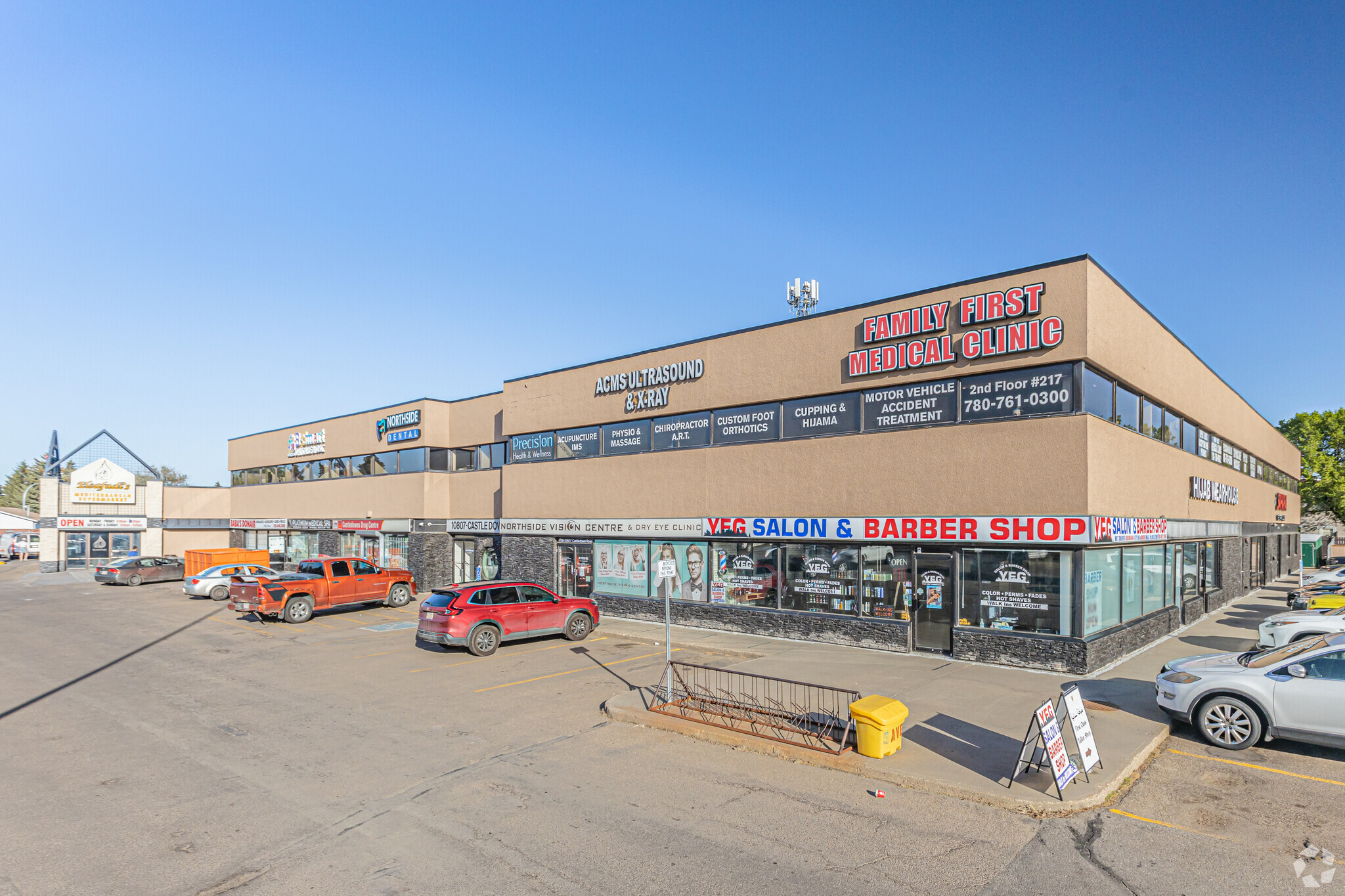 10807 Castle Downs Rd NW, Edmonton, AB for sale Primary Photo- Image 1 of 1