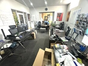 Main St S, Leeds for lease Interior Photo- Image 2 of 6