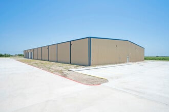 5823 Millineum Drive, Harlingen, TX for lease Interior Photo- Image 2 of 11